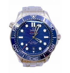 Omega Seamaster Diver 300M Co-Axial Master Chronometer en pulsera 210.30.42.20.03.001